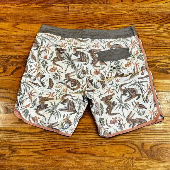 Howler Brothers Bruja Ottine Off White Board Shorts. Size 36. - Picture 4 of 8